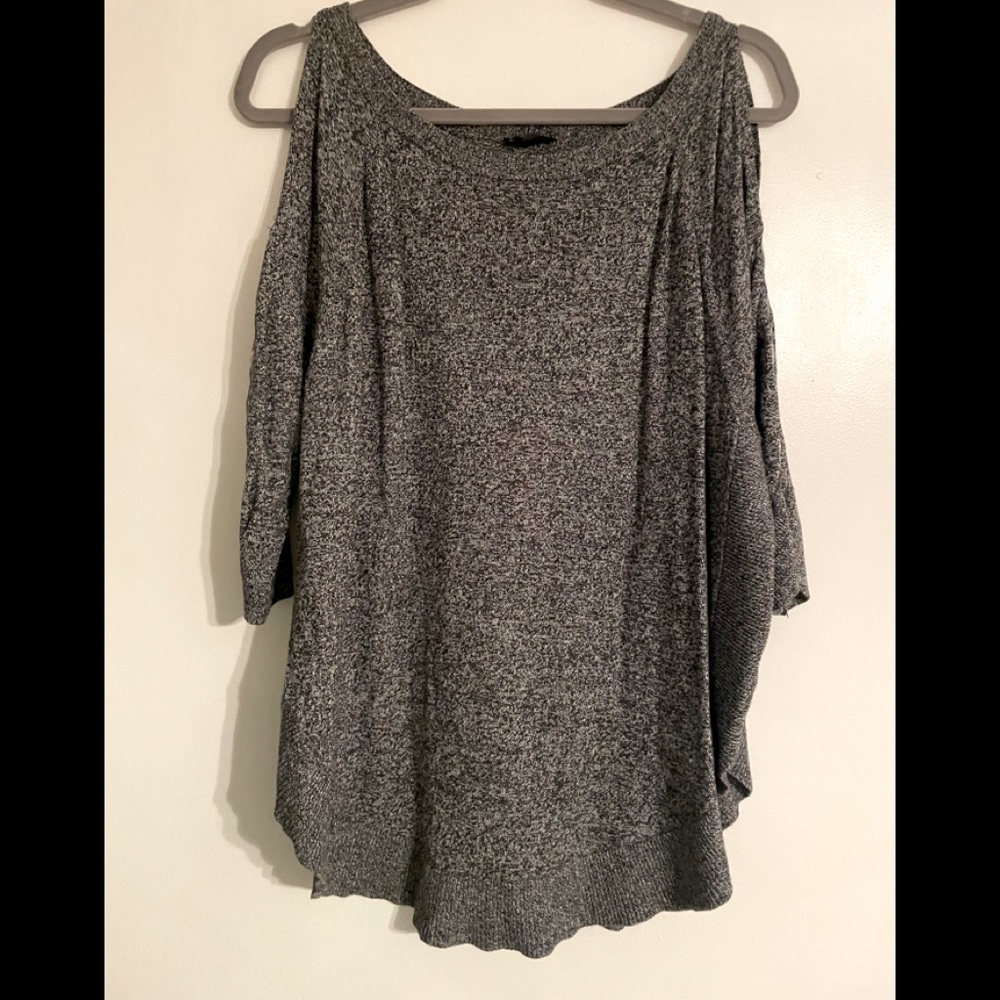EXPRESS COLD SHOULDER LACE UP SWEATER M